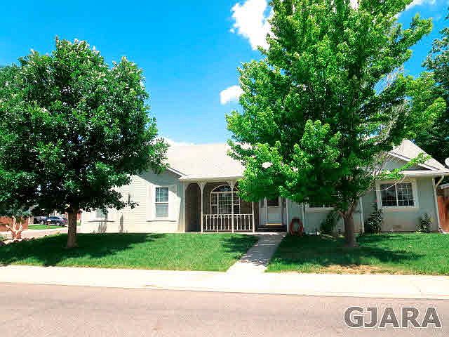 1st image of 2544 S Westwood Dr