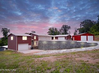 716 Skyline Dr, Clinton, TN 37716
