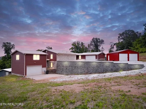 716 Skyline Dr, Clinton, TN 37716