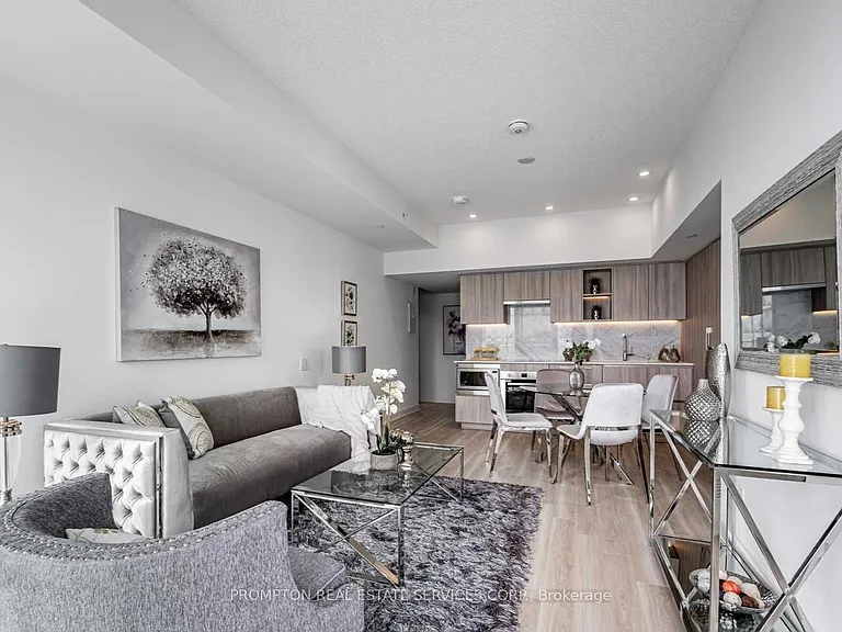17 Bathurst St #3810 — Photo 7