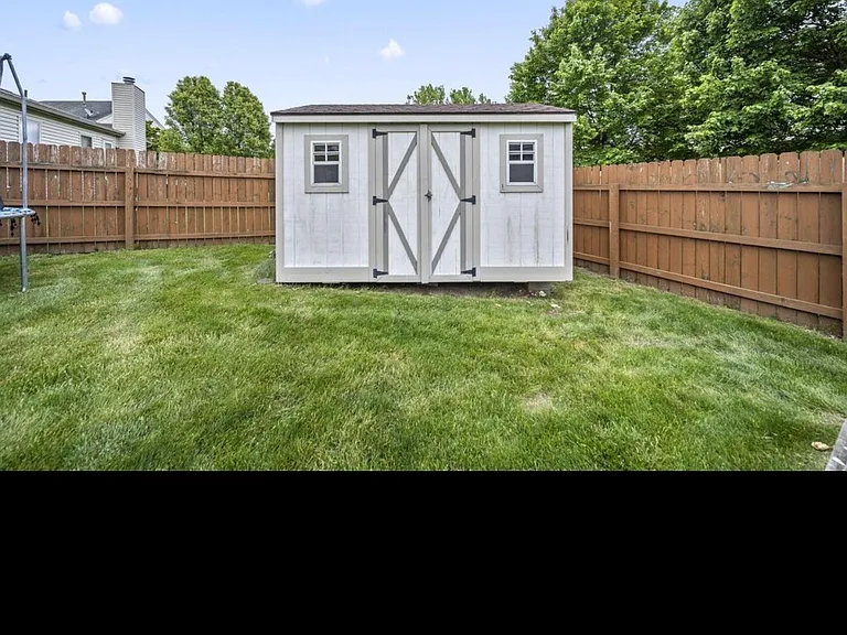9053 Longstone Dr — Photo 8