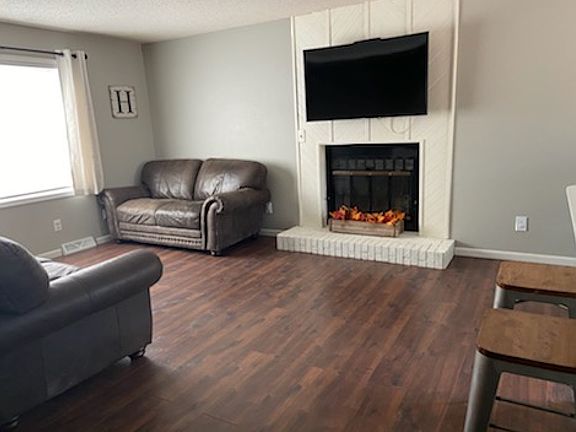 3rd image of 405 Butler Ave