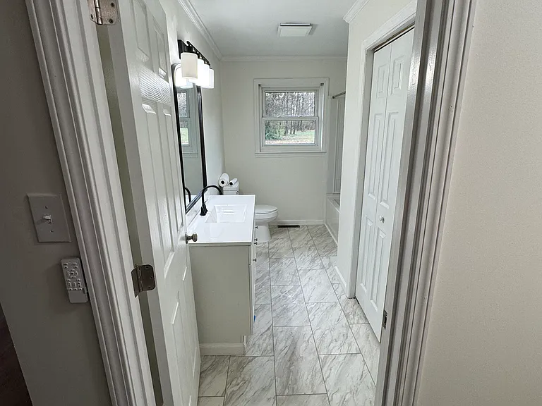 6878 Sifford Rd — Photo 6