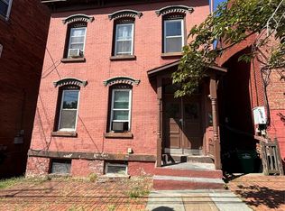 185 Union St APT 1, Poughkeepsie, NY 12601