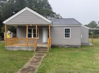 128 Johnson St, Red Springs, NC 28377