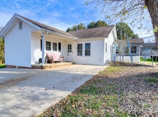 41/49 Twin Elm Knl, Hendersonville, NC 28792