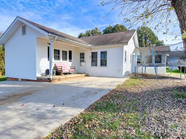 41/49 Twin Elm Knl, Hendersonville, NC 28792