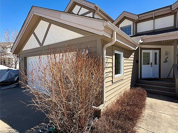 3rd image of 17 Eagle View WAY