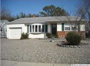 78 Castleton Dr, Toms River, NJ