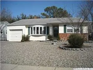 78 Castleton Dr photo 1