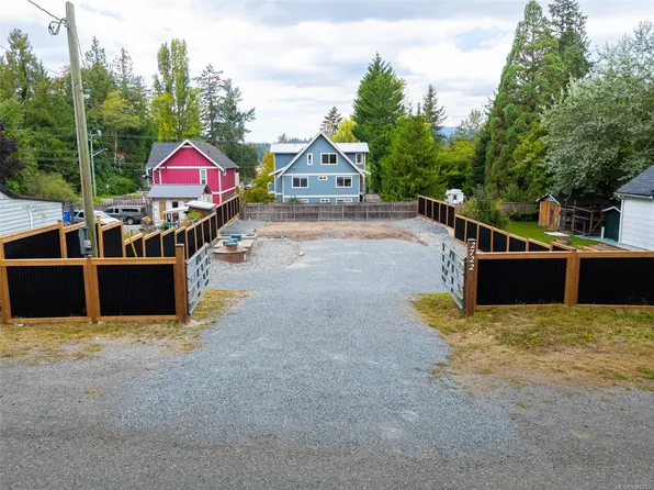 2722 Gibson Pl, Shawnigan Lake, BC V0R 2W0