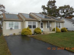 104 Lake Medford Ln, Little Egg Harbor, NJ