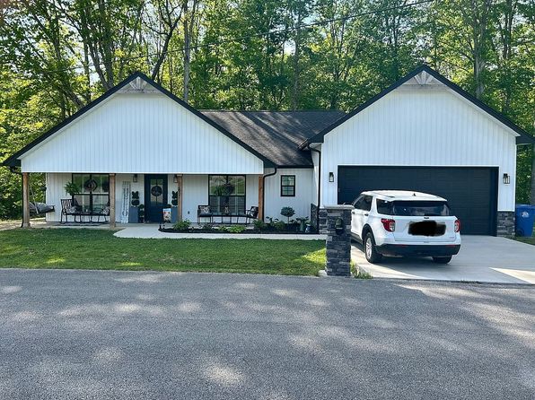 107 Lee Ct