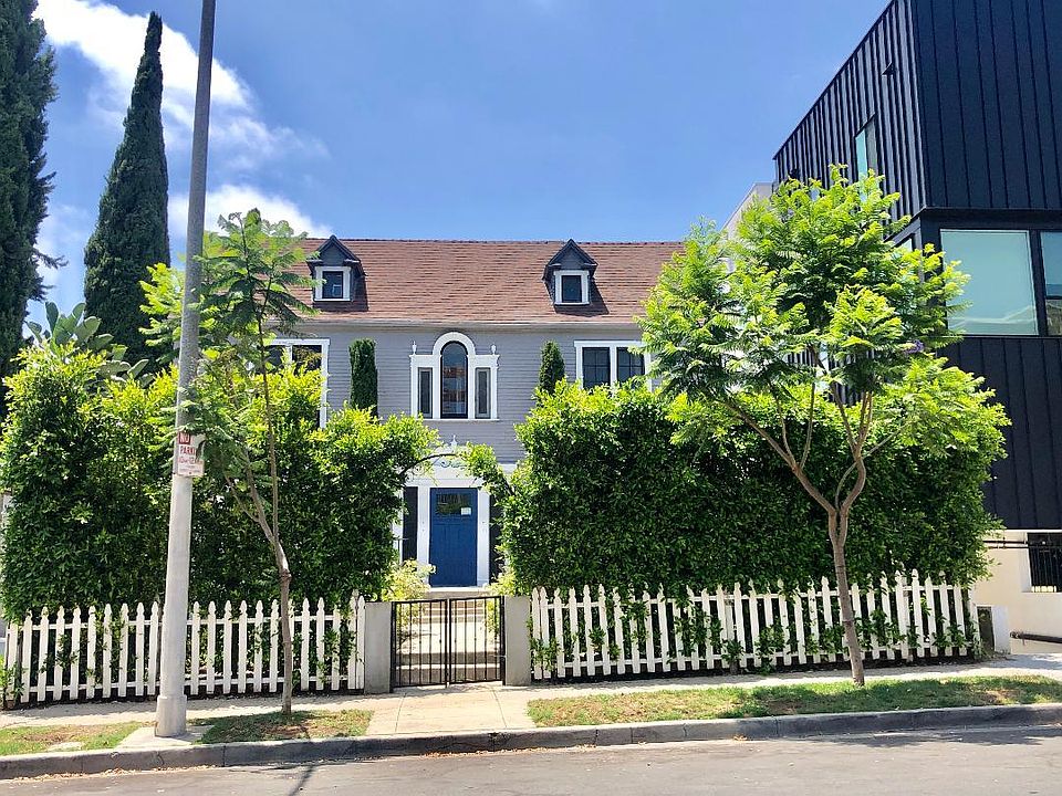 1st image of 119 S St Andrews Pl APT 3