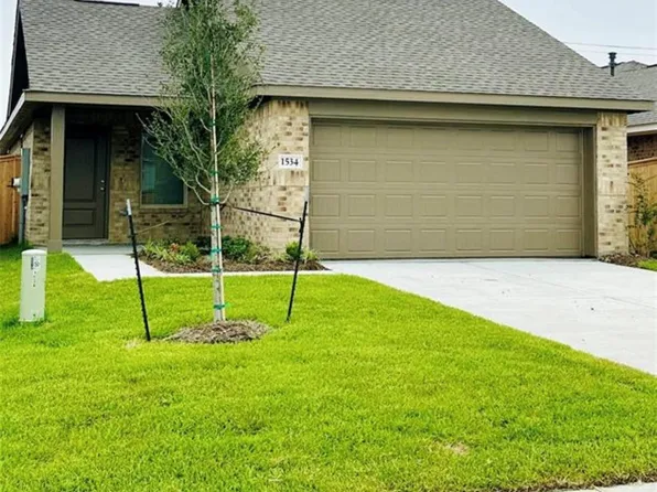 1534 Gentle Wind Ct, Angleton, TX 77515