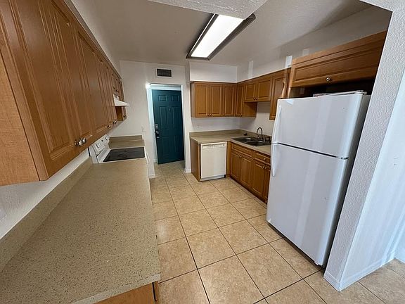 4th image of 4407 S Semoran Blvd APT 6