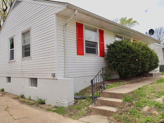 2nd image of 446 Cameron Rd