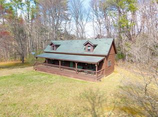 1852 Deer Run Cir, Hiawassee, GA 30546