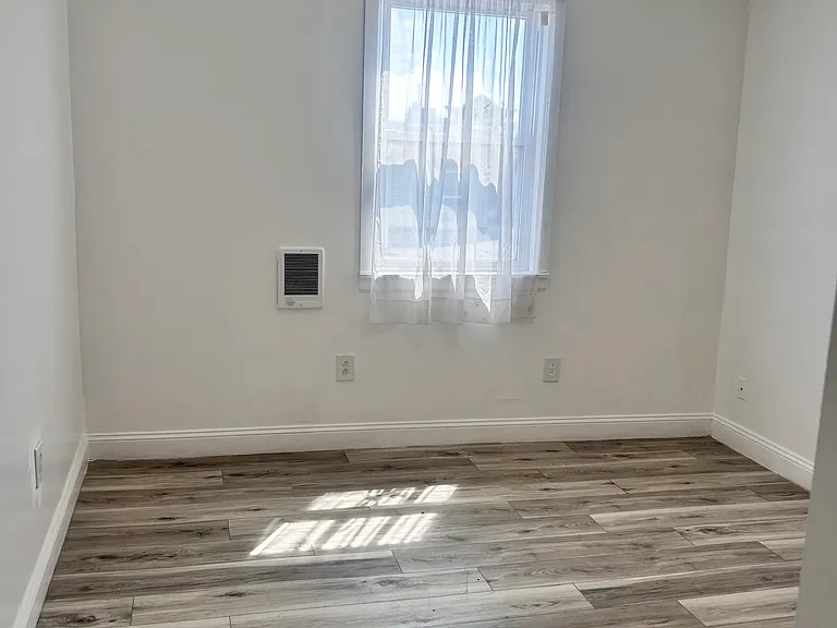 2213 N 33rd St #3 — Photo 9