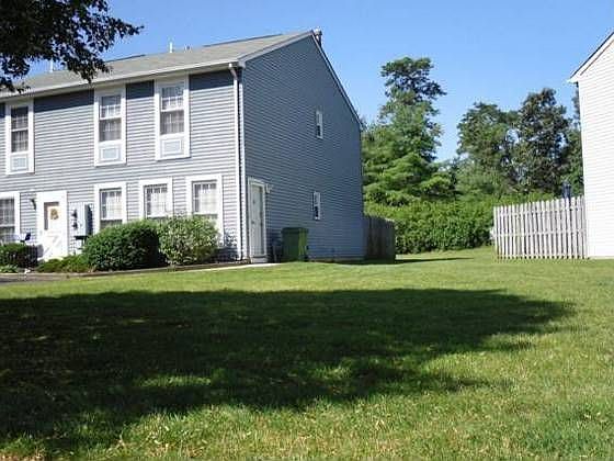 1st image of 1347 Paris Ct