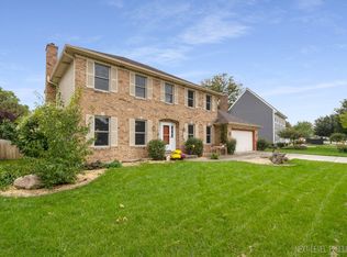 1032 Towne Ave, Batavia, IL 60510