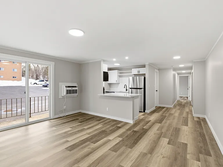 Dewitt View Apartments — Photo 8