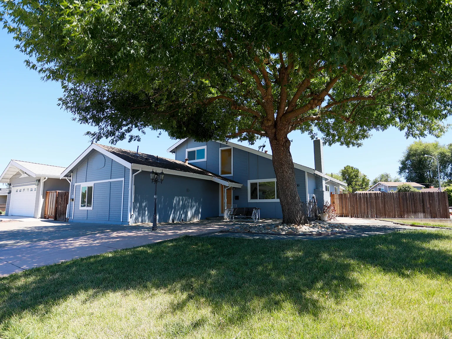 4 bed, 1536 sqft, $3,950 — Photo 2