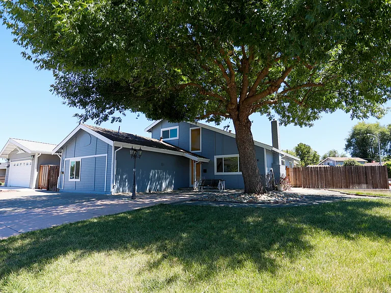 3330 Claudia Dr — Photo 2