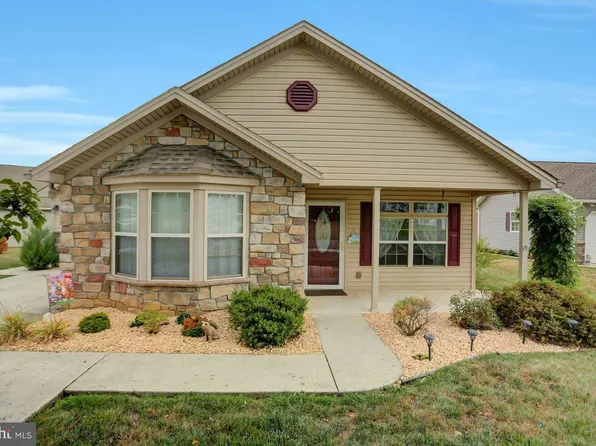 20 Colonial Ct, Shippensburg, PA 17257