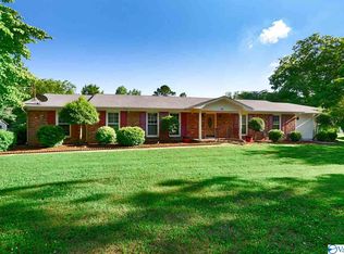 122 Rock Hill Dr, Meridianville, AL 35759