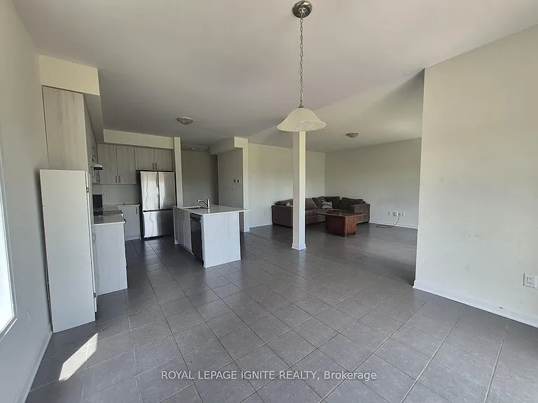 137 Gildersleeve Blvd — Photo 5