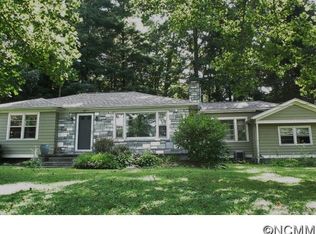 117 Loop Rd, Hendersonville, NC 28792