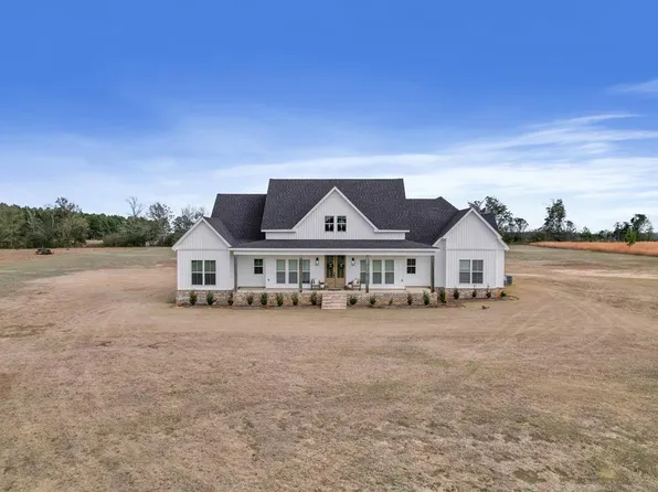 527 Sasser Rd, Dothan, AL 36305