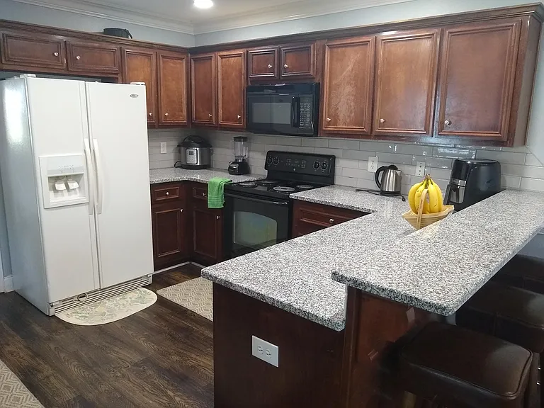 25 Hillside Ct — Photo 11