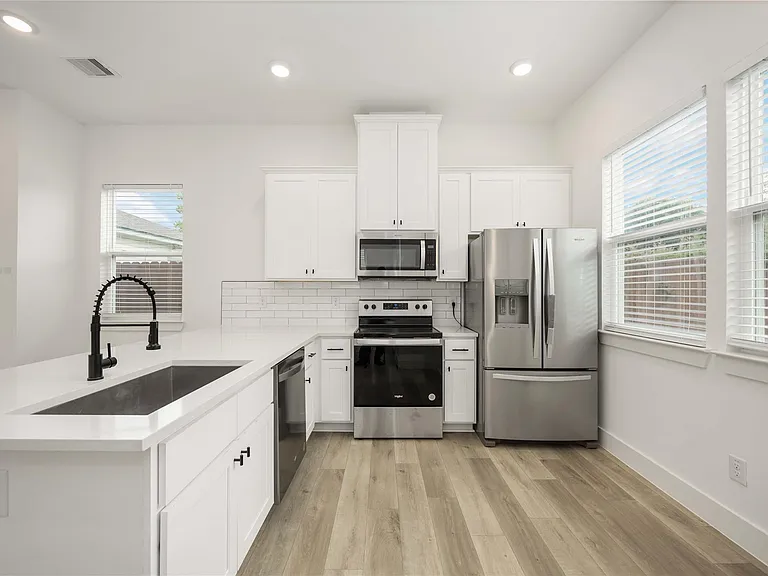 8508 Wileyvale Rd #B — Photo 10