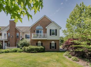 508 Olde English Cir, Howell, MI 48855