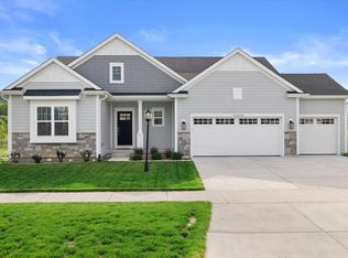 W226N7828 Timberland Dr, Sussex, WI 53089