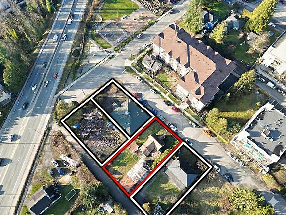 5th image of 22328 Saint Anne Ave