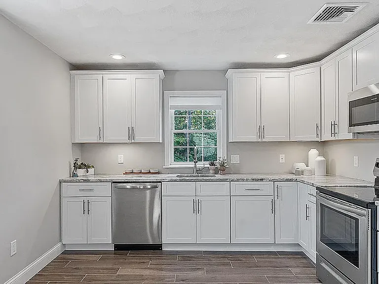 25 Hopkins St #2 — Photo 10