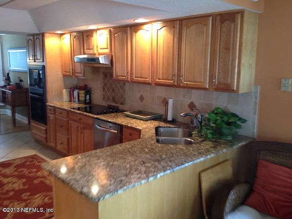 2nd image of 5631 Dianthus St