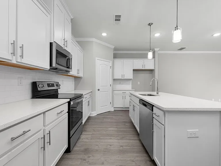 537 Oxbow Dr — Photo 11