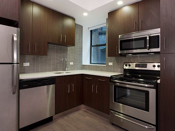 4th image of 272 Manhattan Ave APT 2E