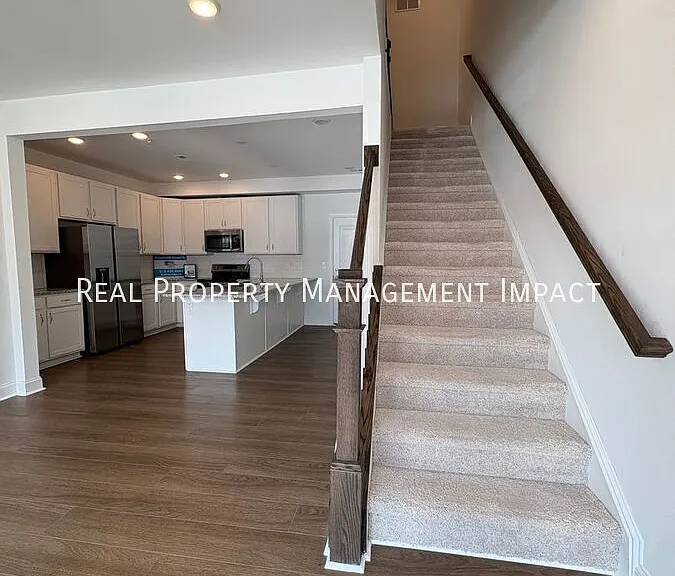 616 Market Grove Dr #100 — Photo 18