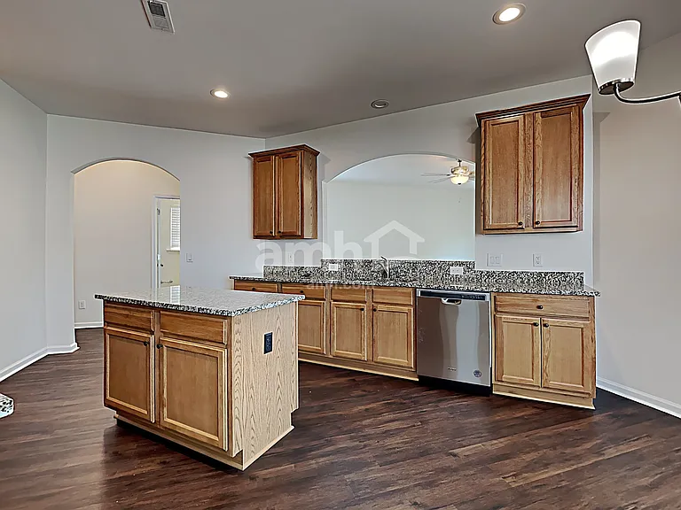 37 Sand Live Oak Dr — Photo 5