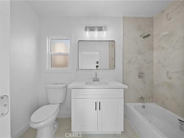 1558 Hauser Blvd — Photo 18