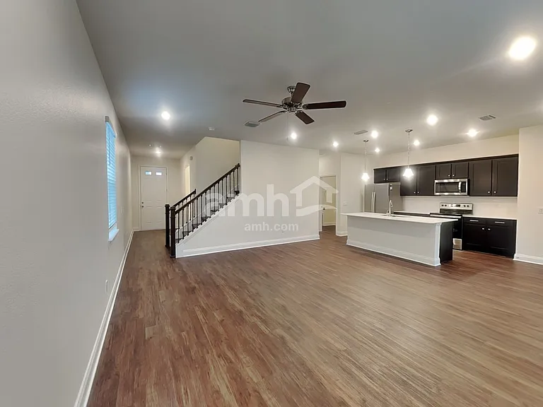 2521 Sunrise Landing Loop — Photo 8