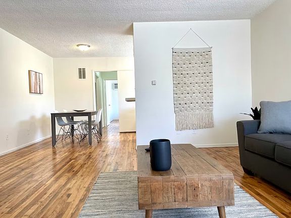 4th image of 7120 Lexington Ave #1