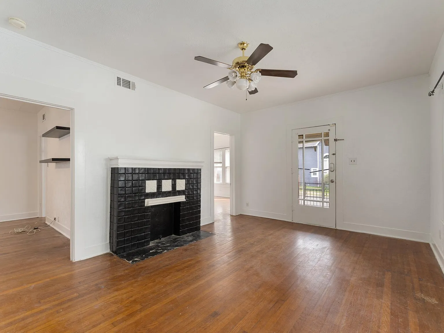 5600 Junius St — Photo 2