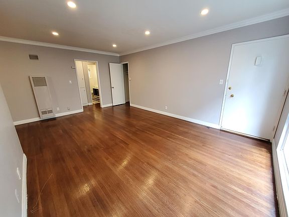 4th image of 8540 Saturn St