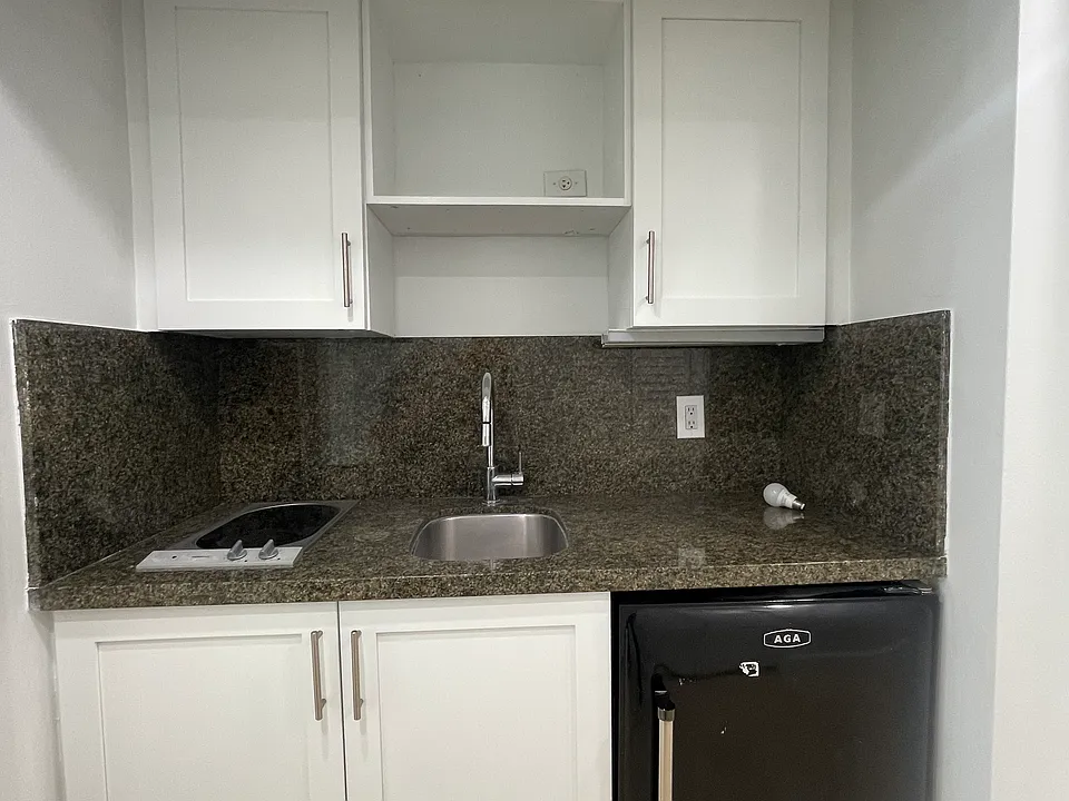 999 Brickell Bay Dr #2009